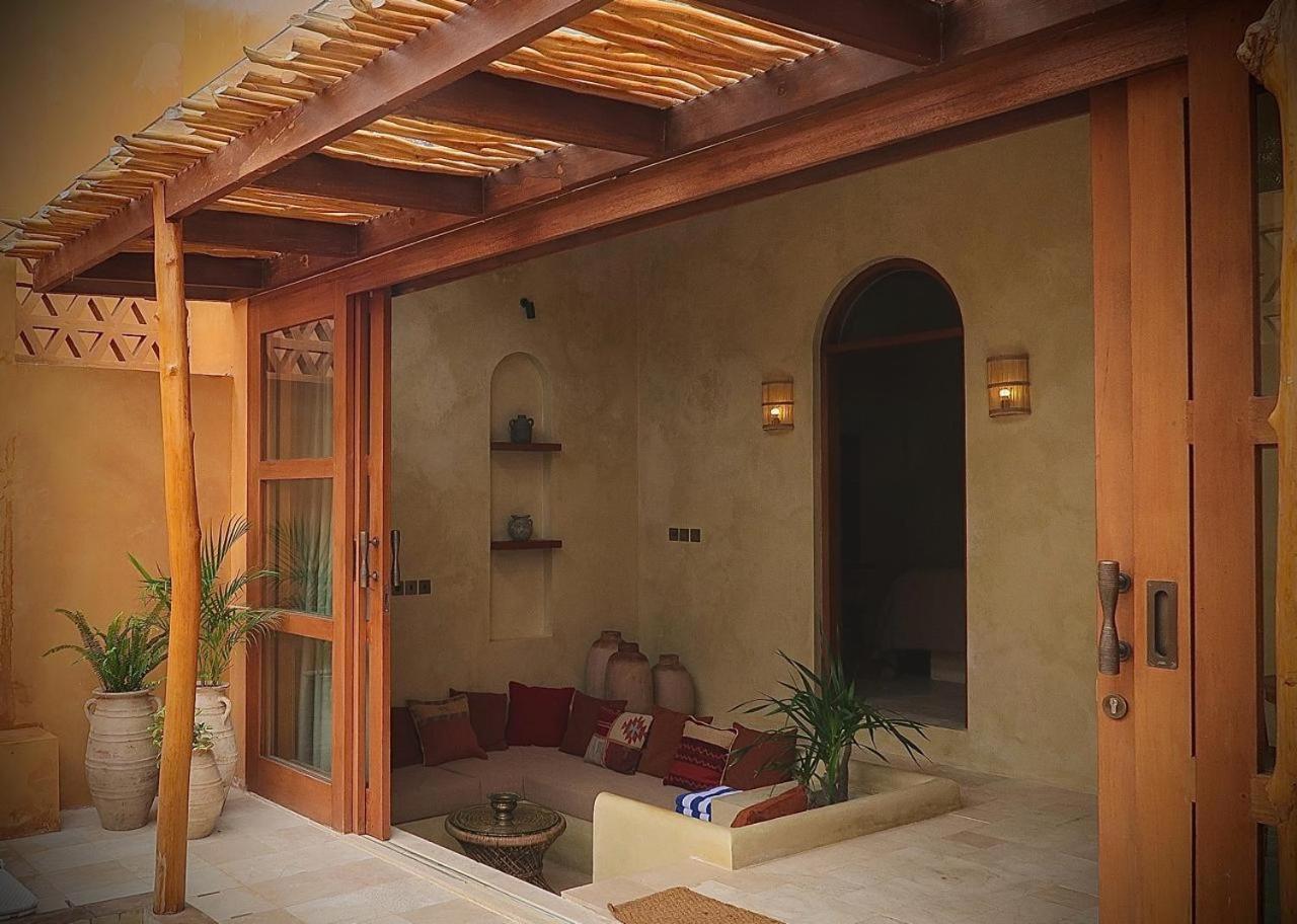 Lina Boutique Villas And Spa Kuta  Екстер'єр фото